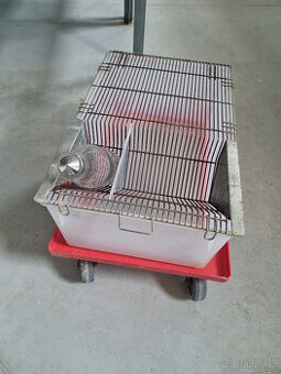 Chovný box T4