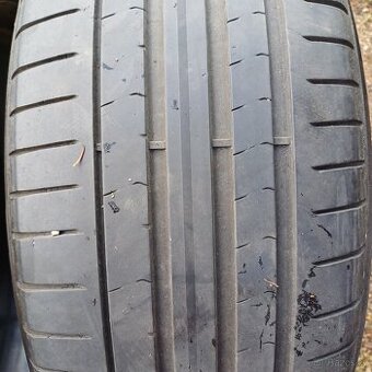 Pirelli P Zerro 235 50 r19 103v