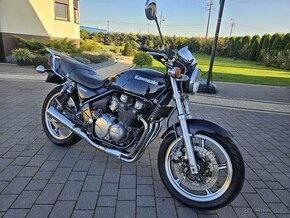 Kawasaki 550 Zephyr - 1
