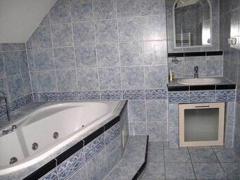 Pronájem podkrovního bytu 3+kk ve Svitavách na nám. Míru