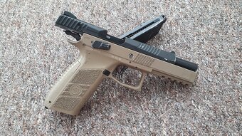 Airsoftová pistole CZ P09 , plyn, blowback