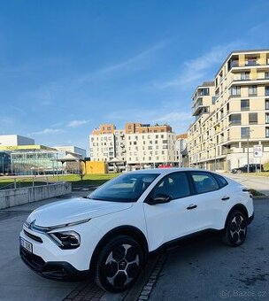 Citroen C4X 1.2 Pure tech 100 man 6 feel, 2024
