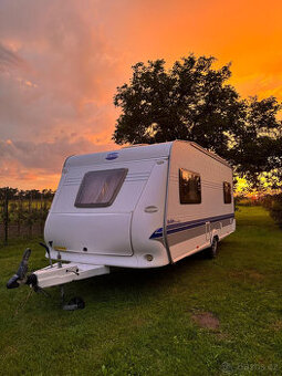 Pronajmu karavan Hobby pro 4 osoby