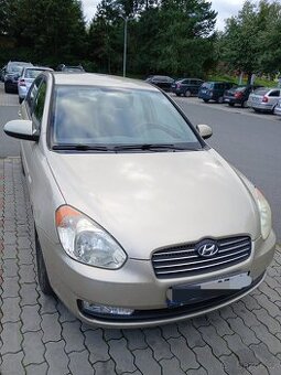 Hyundai accent 1.5CRDI 81kw, nafta, málo km