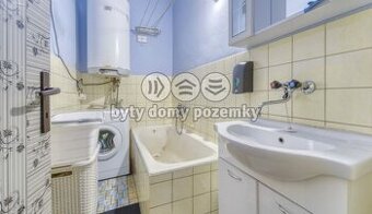 Prodám rodinný dům v chotěšov - 1