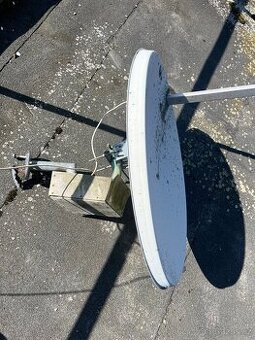 Satelit