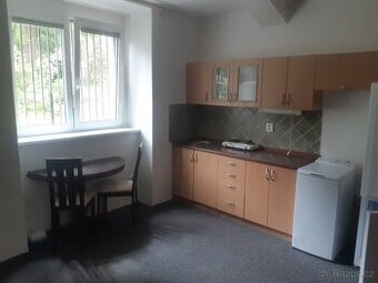 pronájem garsonky 32 m2