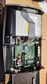 Prodám Bose receiver AV38 s příslušenstvím na ND díly