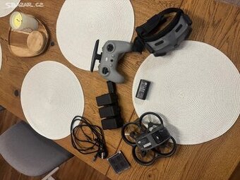 Dron DJI AVATA fly more combo + DJI Goggles 2