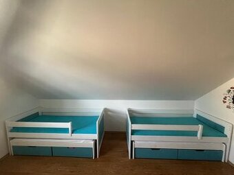 Prodám jednu nebo dvě dětské postele s přistýlkou a šuplíky