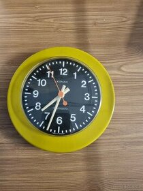 RETRO RUČIČKOVÉ HODINY