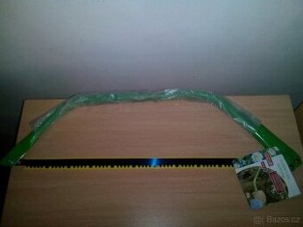 zahradniké nářadí a zástěry