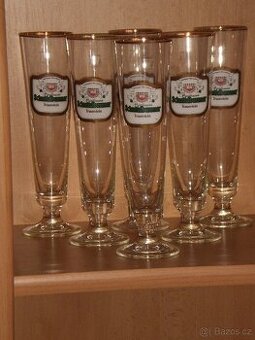 sklo - pivní  poháry na stopce - dekor - 0,3 l - neužívané