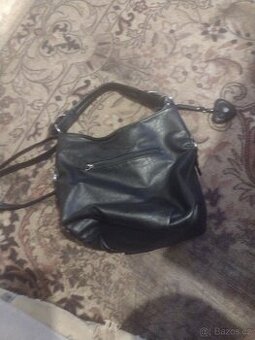 Dámská kožená kabelka