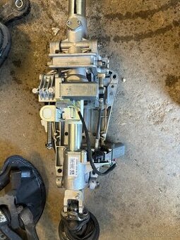 Mercedes Benz E 2011 sloupek řízení -volánková tyč