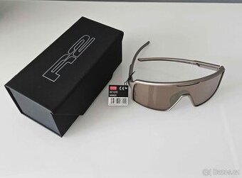 Sportovní sluneční brýle R2 WINNER AT107M