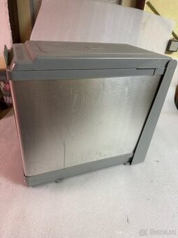 Výsuvný odpadkový koš