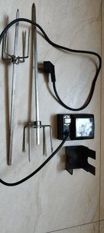 Elektrický motor s grilovací jehlou