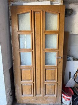 Prodej dubovych vstupnich dveri