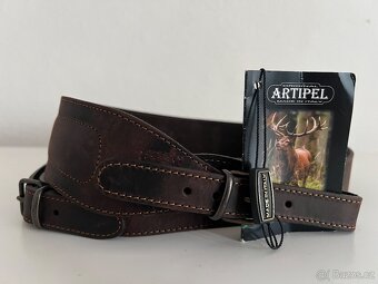 Kožený řemen na zbraň