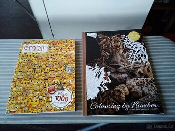Kniha samolepek EMOJI a kniha barvení podle čísel.