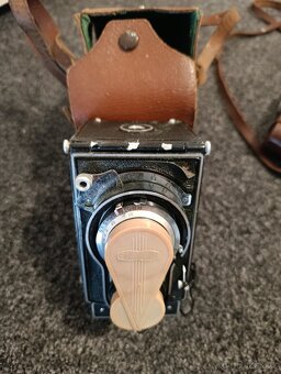 Fotoaparáty -různé stáří