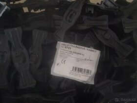 Příchytka řadová 6723