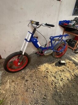 Jawa 555