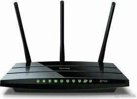 TP-Link TL-WDR4300 router - 1