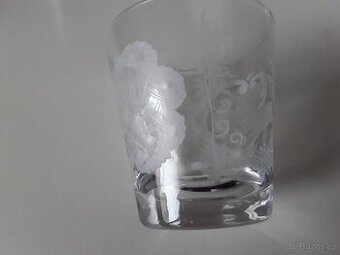9x sklenička na WHISKY