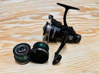 RETRO NAVIJÁK SHAKESPEARE SIGMA PRO 030 JAPAN