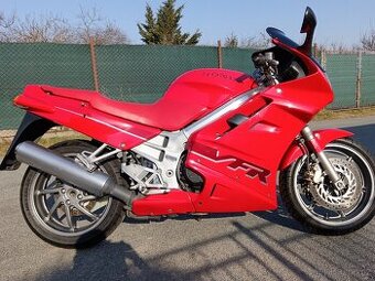 Honda VFR 750
