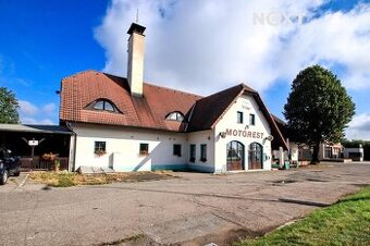 Prodej komerční Obchodní prostory, 1 400㎡ - 1