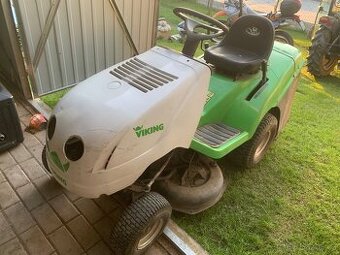 Zahradní sekáči traktor, traktůrek Viking MT 580