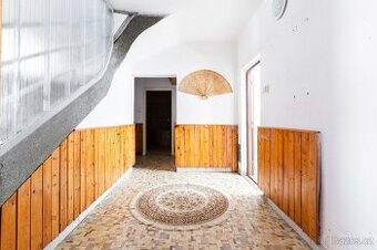 Prostorný byt 3+1 s terasou a parkováním / TOP cena za 1 m²