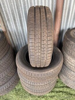 Zimní pneu 215/65/16 C Nexen Winguard wt1