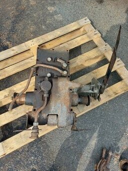 Víko hydrauliky Zetor 7211