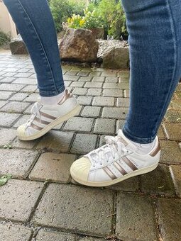 Adidas SuperStar 37