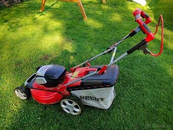 AKU SEKAČKA S POJEZDEM HECHT 5051