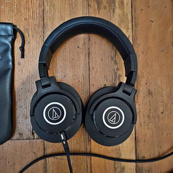 Prodám studiové sluchátka Audio-Technica ATH-M40x