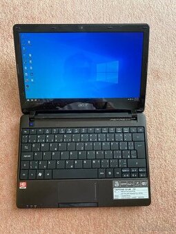 12 palcovy notebook Acer aspire one 722