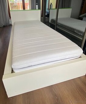 Postel Ikea Malm 90 X 200