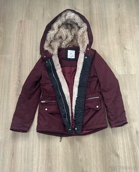 Dámská vínová parka vel. M, zn. Bershka