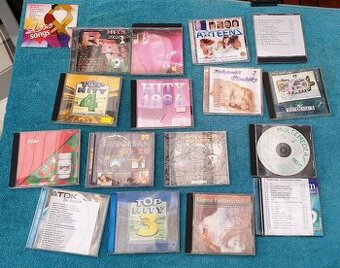 VHS kazety, CD, DVD