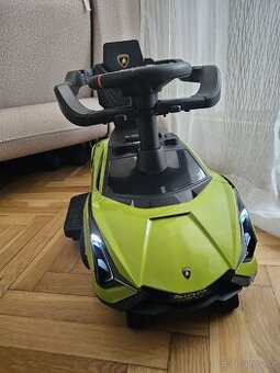 Prodám použitou Dětské autíčko
Lamborghini Sian