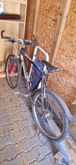 Horské kolo Author Traction