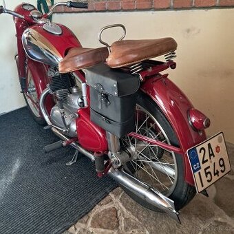 Jawa Pérák Zbrojovka 1948