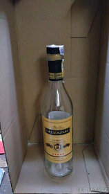 SKLENĚNÉ LAHVE 0,5L NA SIRUPY, SLIVOVICI ATD.