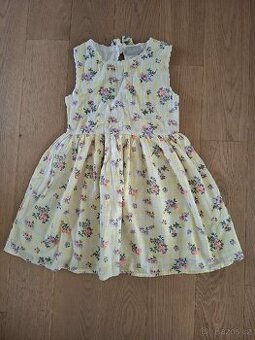 Dívčí šaty
