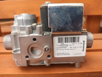 Prodám díly z kotle Junkers Novastar ZW23AE